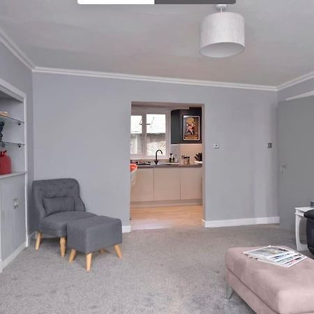 Apartment In Scottish Borders Джедбърг Екстериор снимка