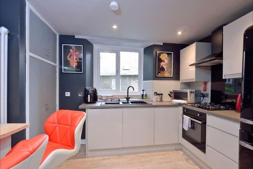 Apartment In Scottish Borders Джедбърг Екстериор снимка