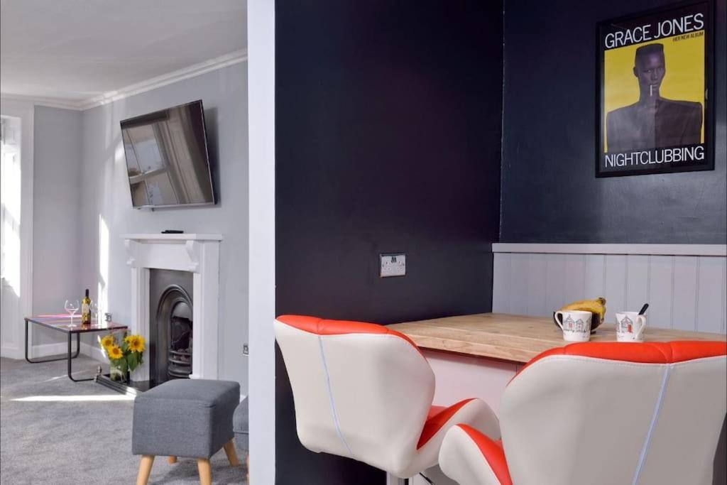 Apartment In Scottish Borders Джедбърг Екстериор снимка