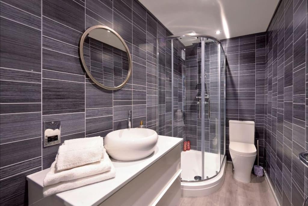 Apartment In Scottish Borders Джедбърг Екстериор снимка