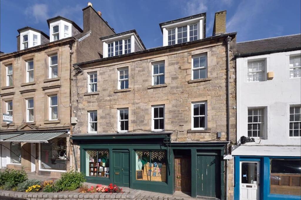 Apartment In Scottish Borders Джедбърг Екстериор снимка